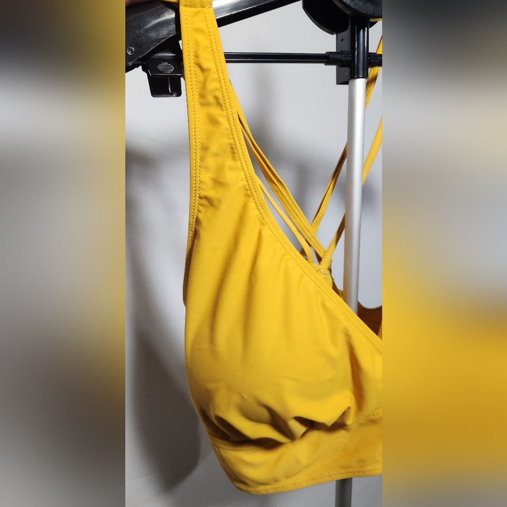 Summer Mae Yellow Crisscross Strap Bikini Top-Size 22 - Picture 3 of 10